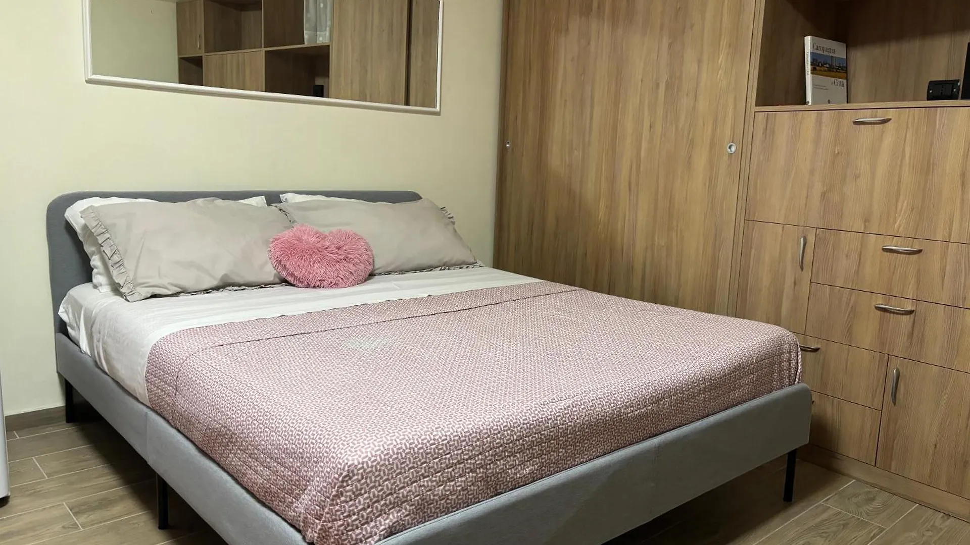 Mareluna Guest House Naples Italy